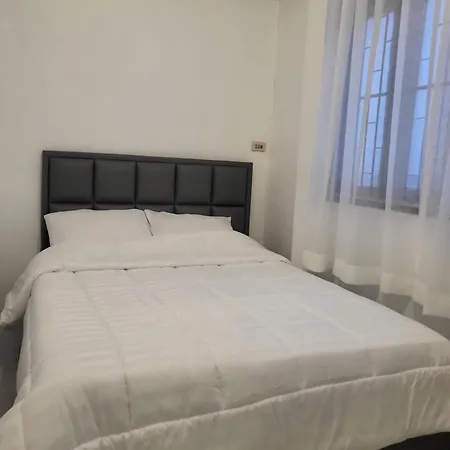 Aunty Thong'S House Hotel